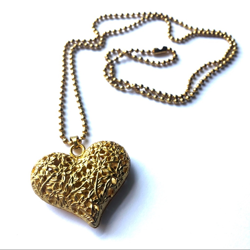 Vintage Gold Heart Pendant Necklace